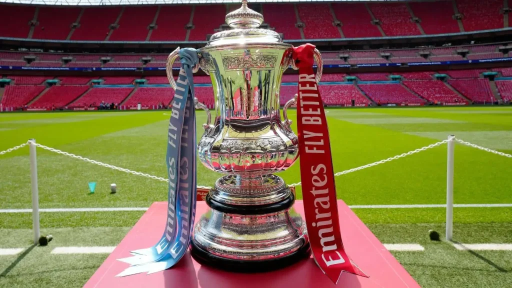 Arsenal to Host Manchester United in FA Cup Blockbuster