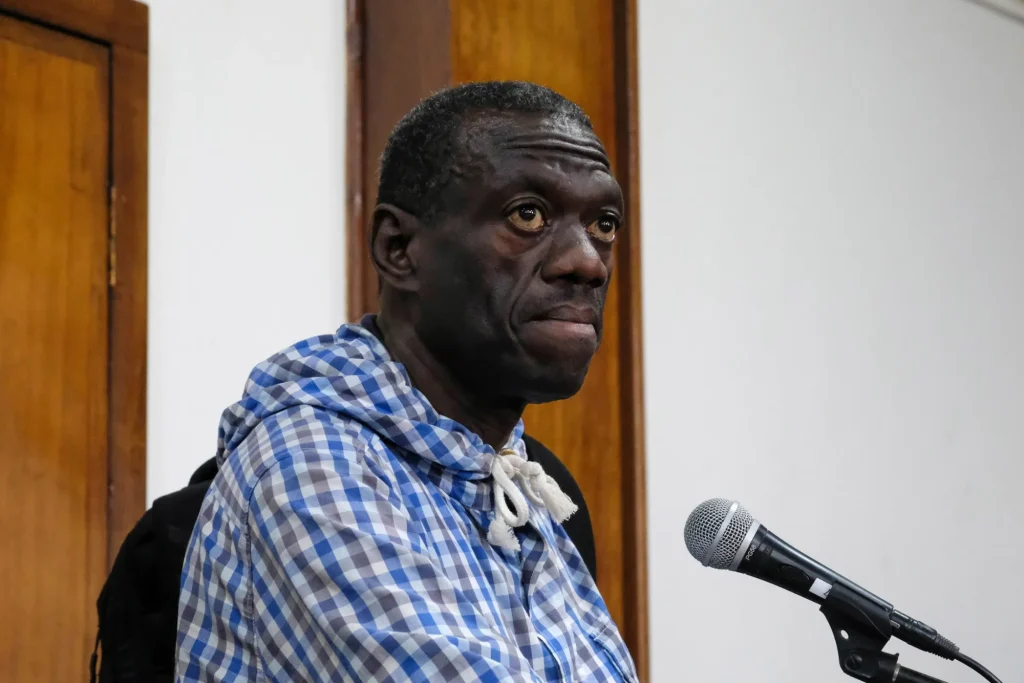 Besigye: Jailed Ugandan Opposition Leader's Health Worsens; Wife Fears for His Life