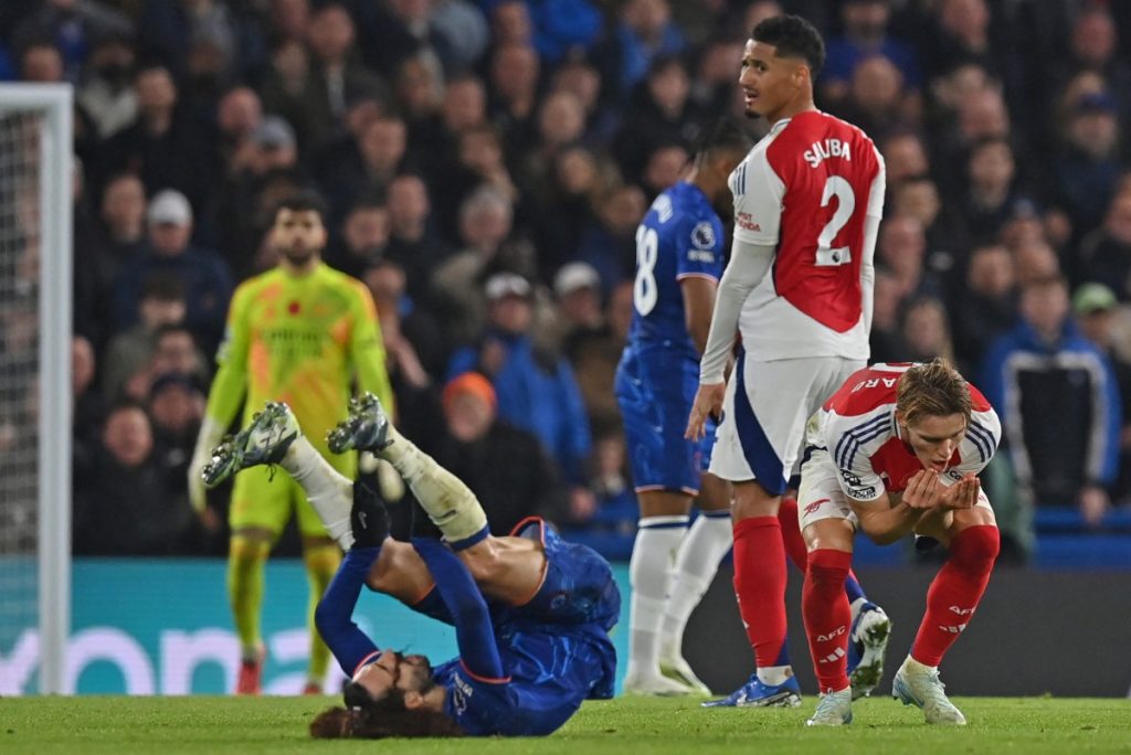 Chelsea's Neto Stuns Arsenal with Late Equaliser in London Derby