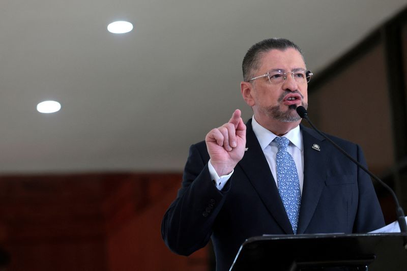 Costa Rica: Court Seeks to Strip President’s Immunity