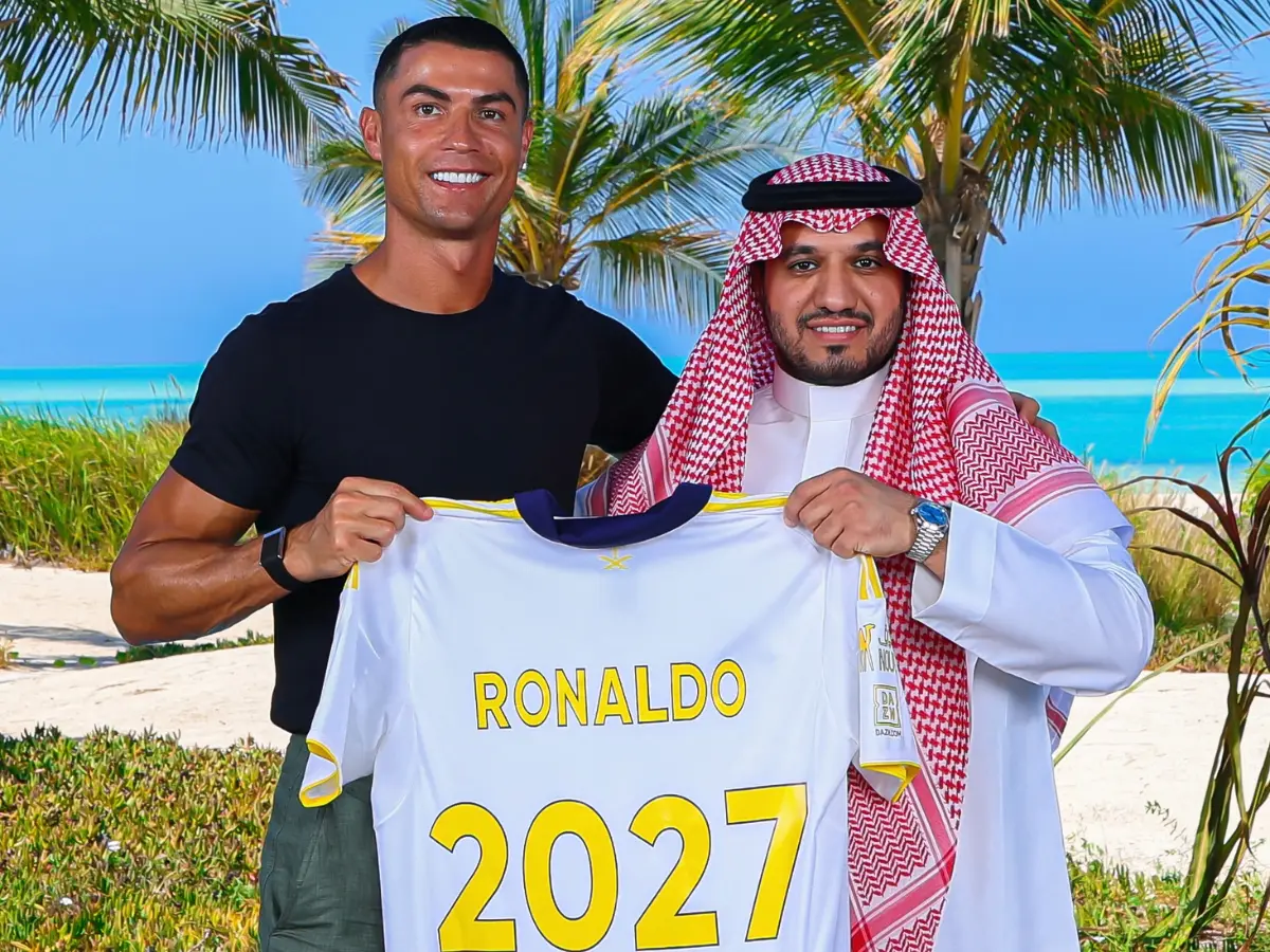 Ronaldo Hits 967 Career Goals (News Central TV)