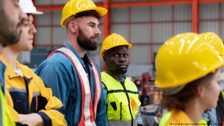 EU Seeks Foreign Workers to Fill Growing Skilled Labour Gaps