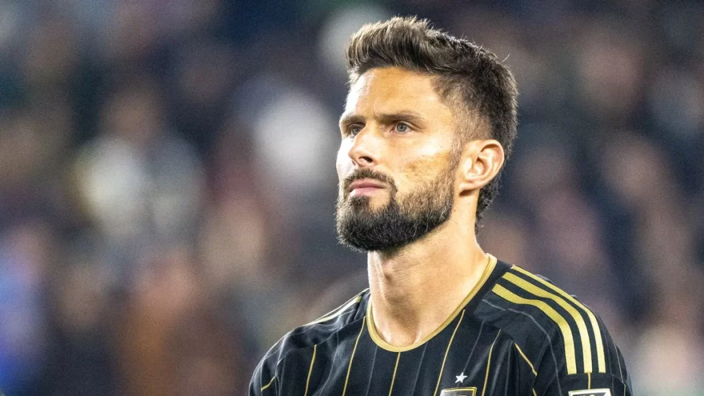 French Striker Olivier Giroud Suffers Home Theft of $500,000 in Jewelry