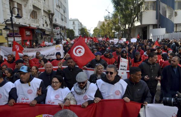 Families Urge Tunisia to Release Jailed Pro-Migrant Activists