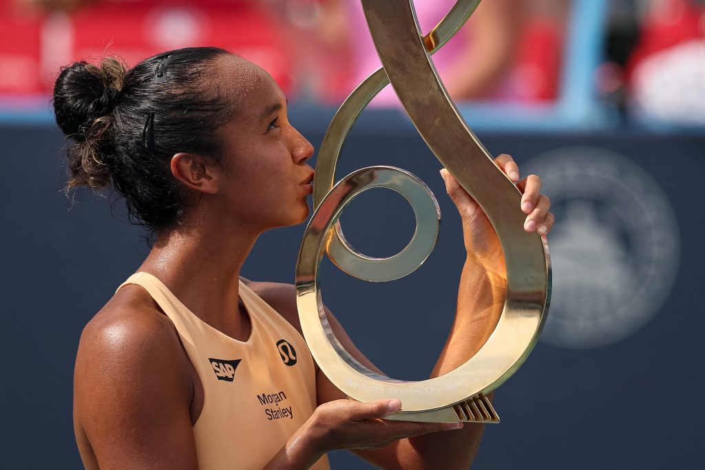 Fernandez Beat Kalinskaya to Win DC Open