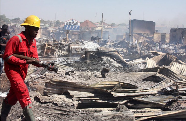 Fire Guts Panteka Market In Kaduna, Nigeria