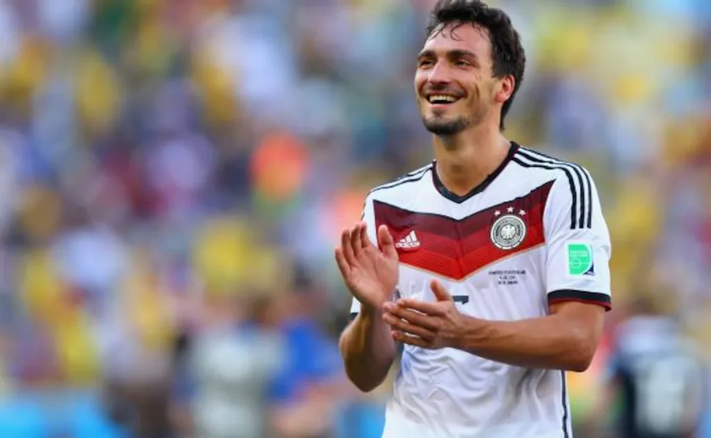 Germany World Cup Hero Mats Hummels to Retire at Season’s End