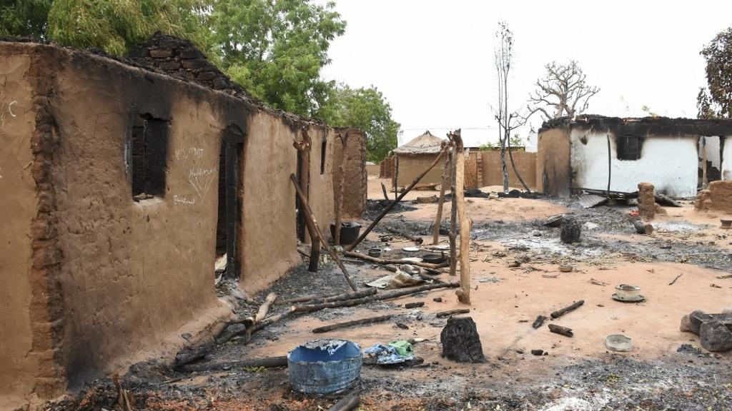  Gunmen kill 13, Burn Homes in Plateau Attacks