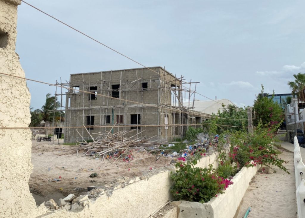 Landmark Beach Demolition (News Central TV)