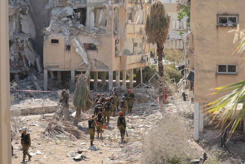 Countries Scramble to Evacuate Citizens From Israel, Iran