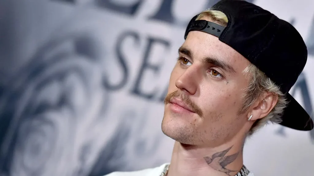 Justin Bieber Breaks Records With ‘SWAG’