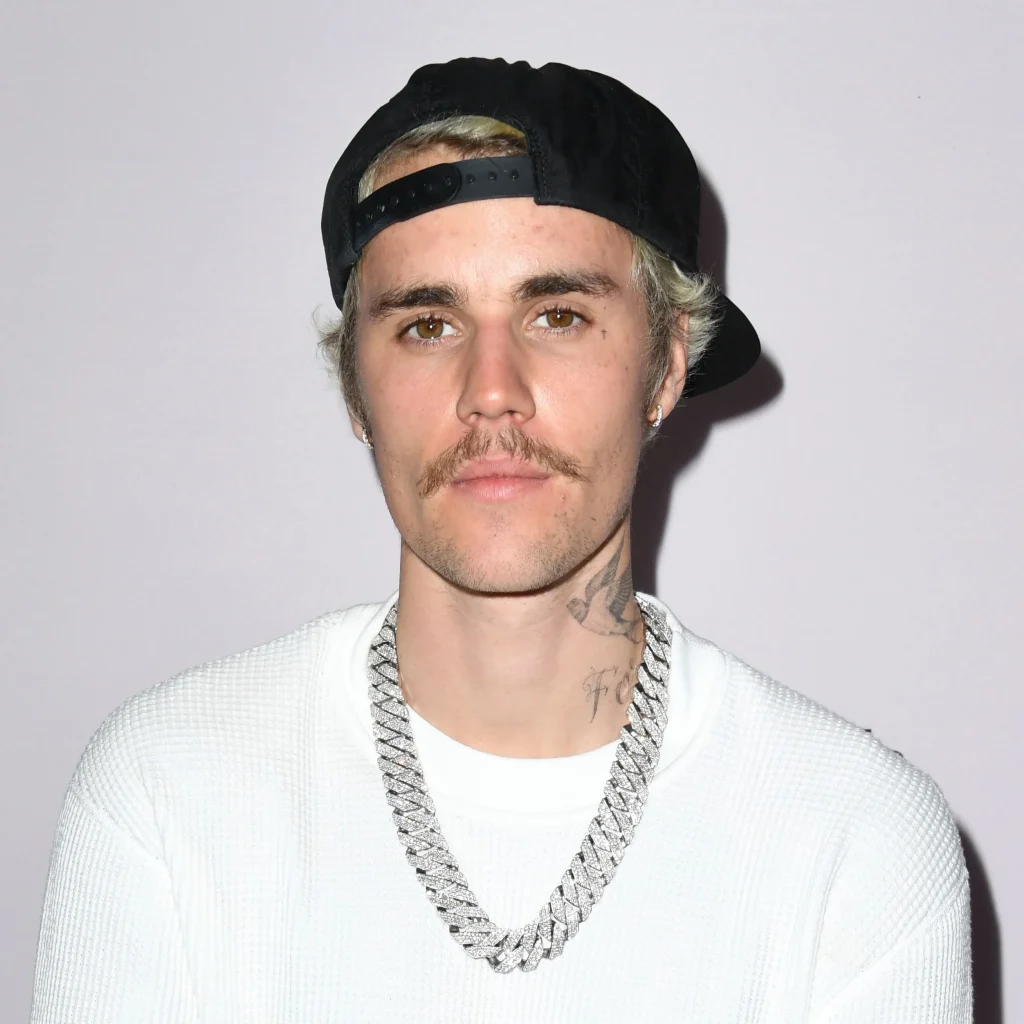Justin Bieber Sets Record Straight on Debt Rumours