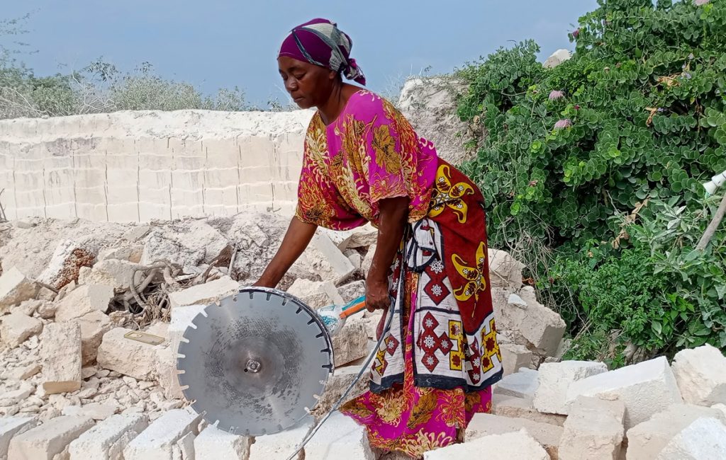 Stone by Stone, Women Build New Roles in Kenya