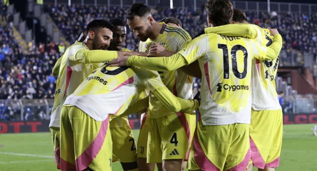 Kolo Muani Scores Brace to Save Juventus at Como