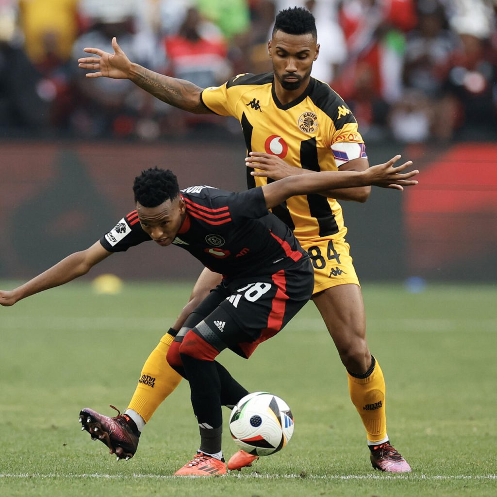 Mamelodi Sundowns Crush Golden Arrows 4-0; Pirates Edge Chiefs
