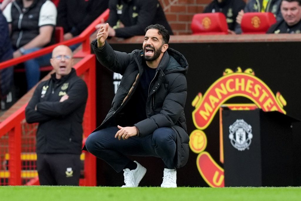 Manchester United Hammer Everton 4-0 in Amorim's Dream Home Debut