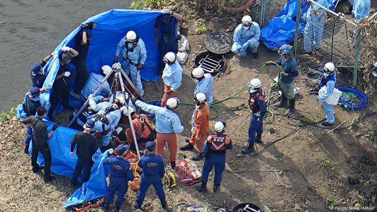 Workers_Manhole Incident (News Central TV)