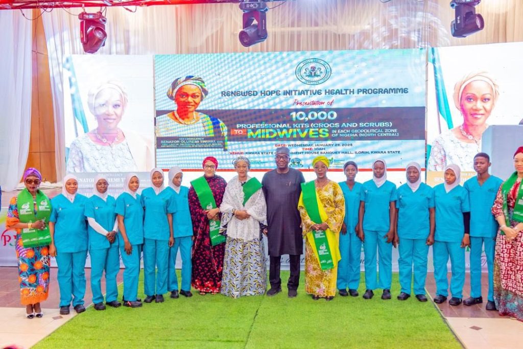 Maternal Mortality: Nigeria's First Lady Distributes Professional Kits to Midwives