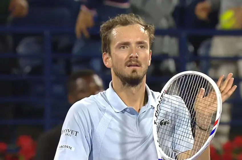 Medvedev Squanders Four Match Points, Exits Dubai Championships