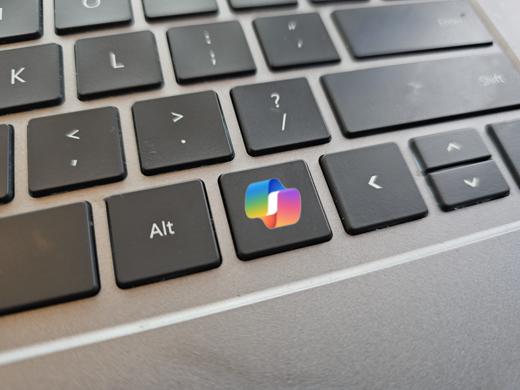 Copilot AI Button on Microsoft Windows Keyboard (News Central TV)