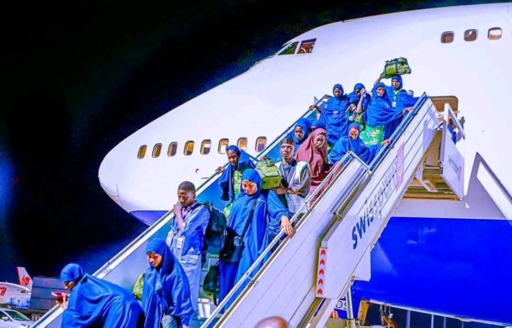 Nigerian Pilgrims in Madinah (News Central TV)