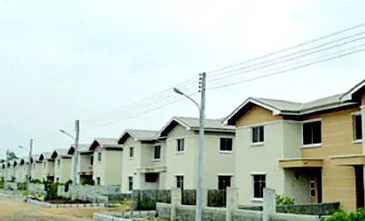 Nigerians on N30k Salary to Benefit from Housing Plan