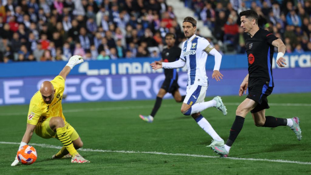 Own Goal Edges Barcelona Past Leganes to Extend La Liga Lead
