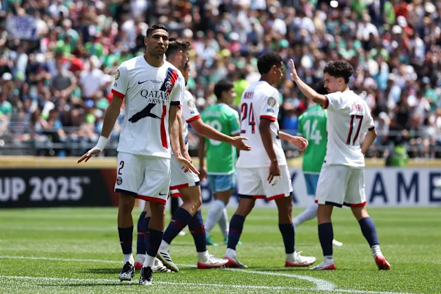 Trump says Israel and Iran agree to 'total ceasefire'
Washington, United States
June 23, 2025 - 11:59 PM (UTC + 1)
israel
iran
conflict
nuclear
us
ceasefire
US President Donald Trump announced that Iran and Israel had agreed to a staggered ceasefire beginning Tuesday that would bring about an 'official end' to the conflict.

"It has been fully agreed by and between Israel and Iran that there will be a Complete and Total CEASEFIRE," Trump wrote Monday evening on his Truth Social platform.

There was no immediate comment from Israel or Iran confirming the agreement.

As outlined by Trump, the ceasefire would be a phased 24-hour process beginning at around 0400 GMT Tuesday, with Iran unilaterally halting all operations. Israel would follow suit 12 hours later.

"Upon the 24th hour, an official end to the 12-day war will be saluted by the world," he said, adding that both sides had agreed to remain "peaceful and respectful" during each phase of the process.

Trump's announcement came just hours after Iran launched strikes against an American military base in Qatar, which he described as "weak" retaliation for US strikes over the weekend against Iranian nuclear sites.

Iran and Israel have exchanged wave after wave of air strikes since Israel unleashed a major military offensive on June 13.