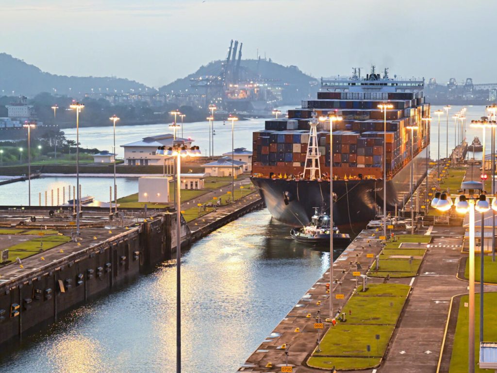 Panama Deal Grants US Troop Access to Canal Bases