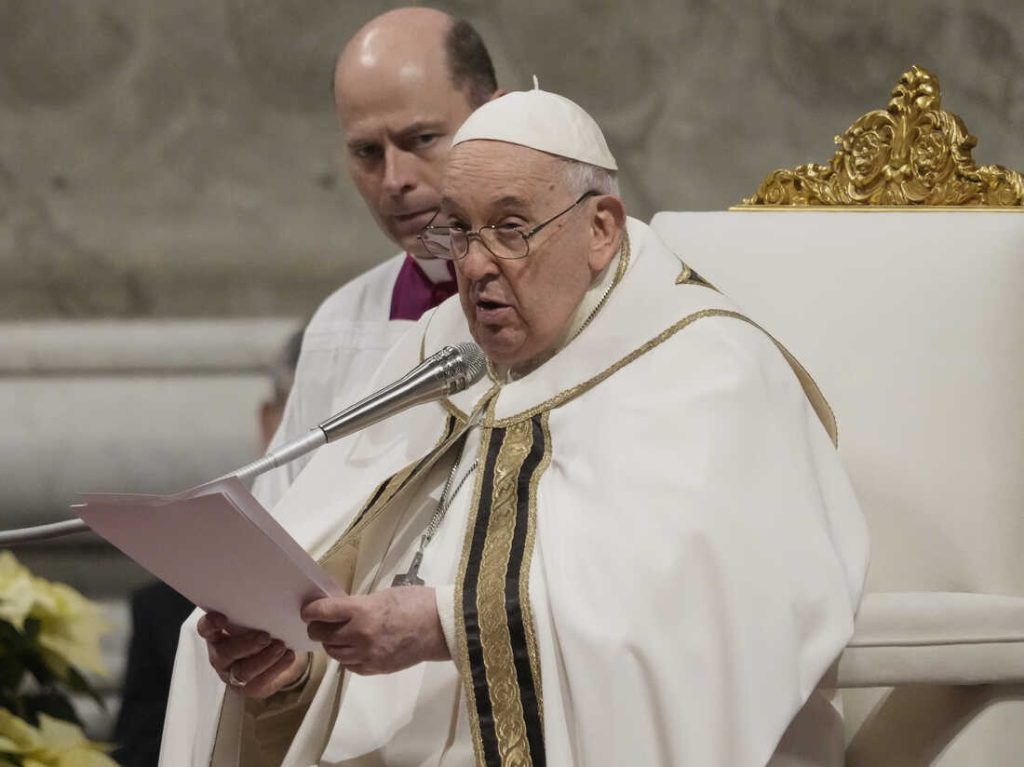Recovering Pope Expected to Celebrate Easter Mass