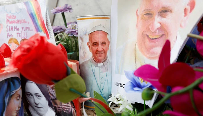 Pope Francis's Health Improves for Second Consecutive Day, Vatican Reports
