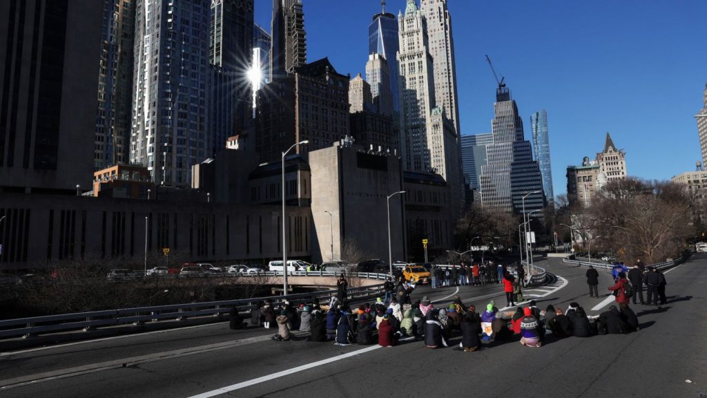 Pro-Palestine Demonstrators Shut Down Key Bridges, Tunnel in New York City