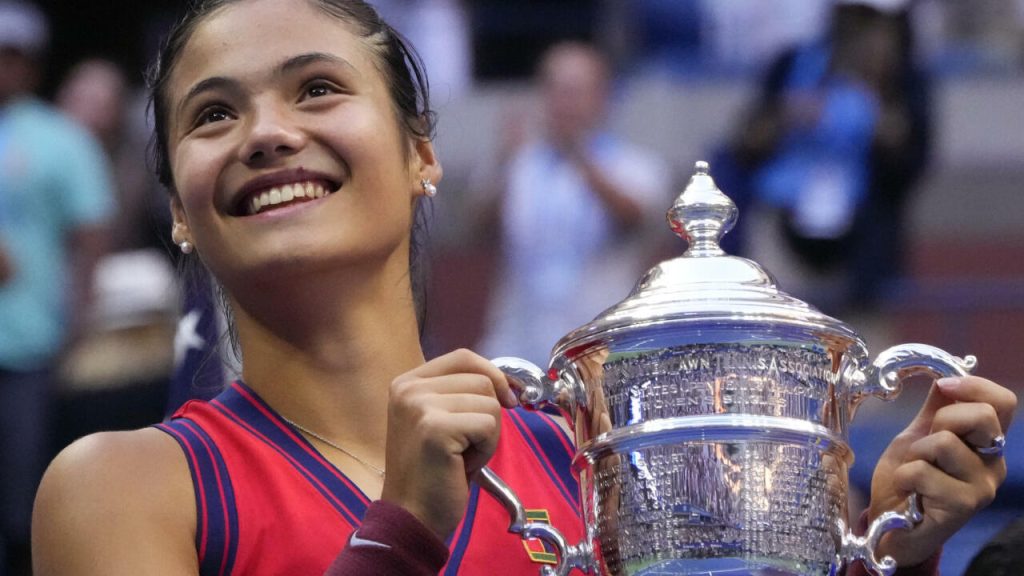 Raducanu, Fernandez Reach DC Open Semis