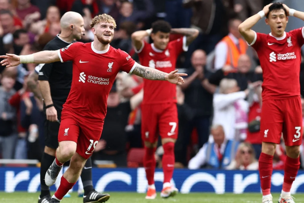 Salah, Liverpool Deal Blow to Spurs' Champions League Aspirations