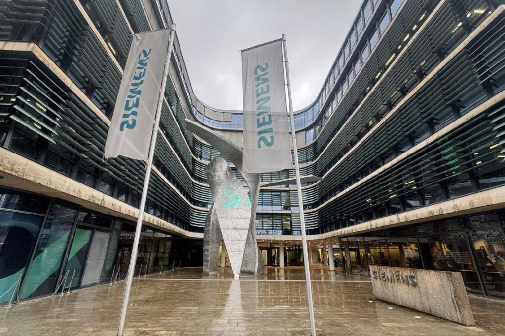 Siemens to Cut Over 6,000 Jobs Worldwide Over Weak Demand