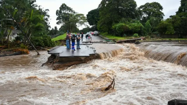 flooding (News Central TV)
