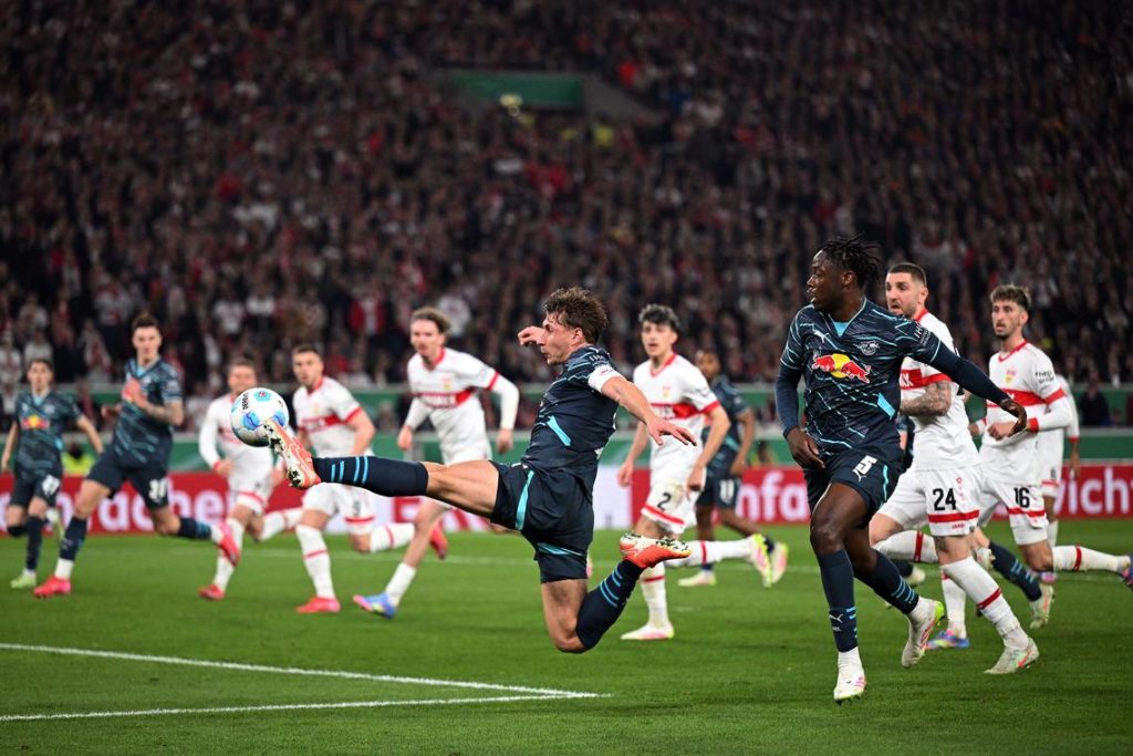 Stuttgart Storm Into German Cup Final After 3-1 Win Over Leipzig