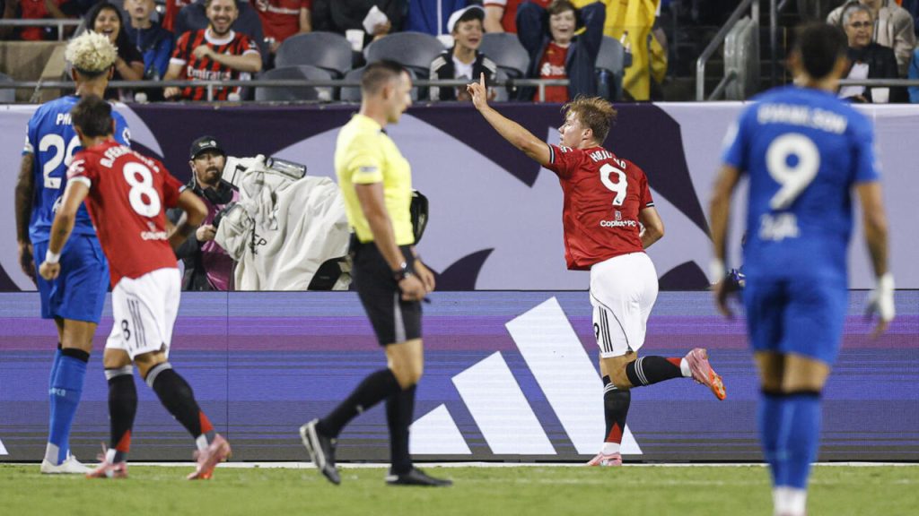 Summer Series: United Ease Past Bournemouth 