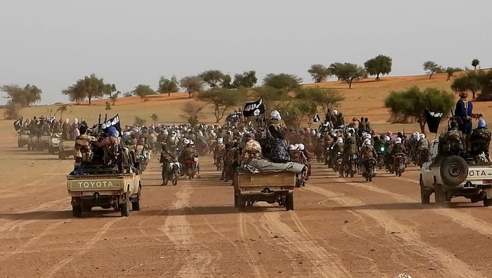 Suspected Terrorists in Mali Attack Military Sites