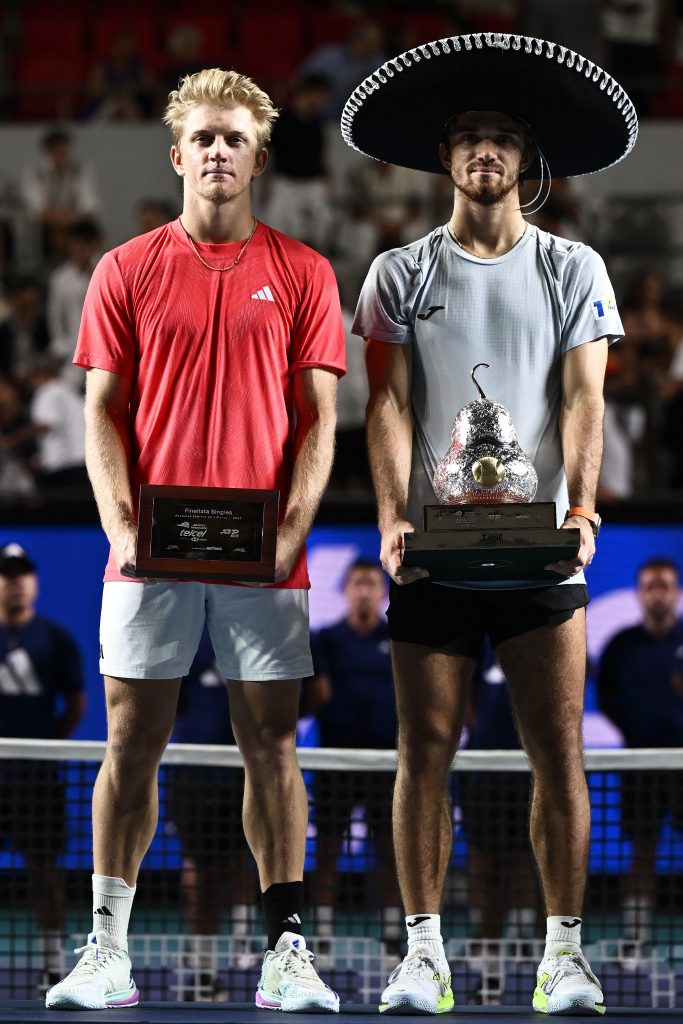 First Title and Top 20 Debut for Machac in Acapulco