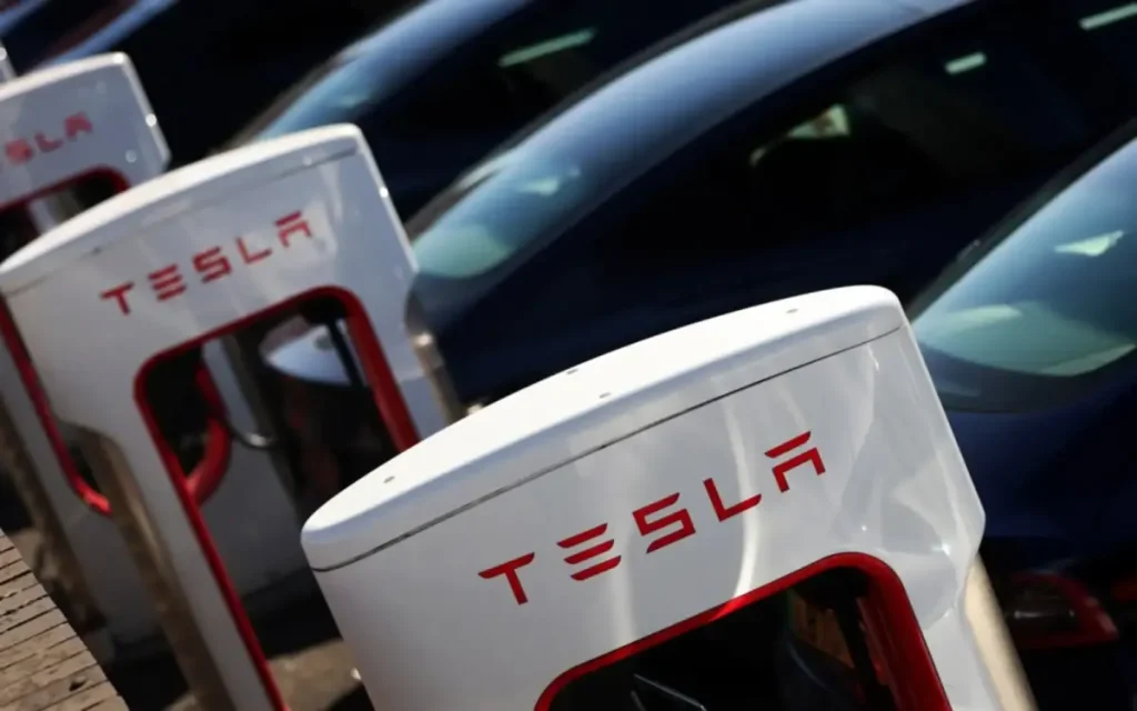 *Tesla to Build Landmark Energy Storage Plant in Mainland China