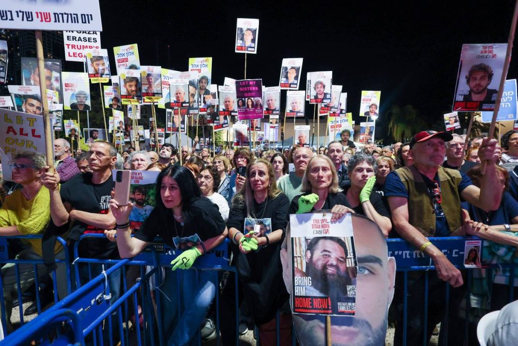 Thousands Rally in Tel Aviv to Demand Return of Gaza Hostages