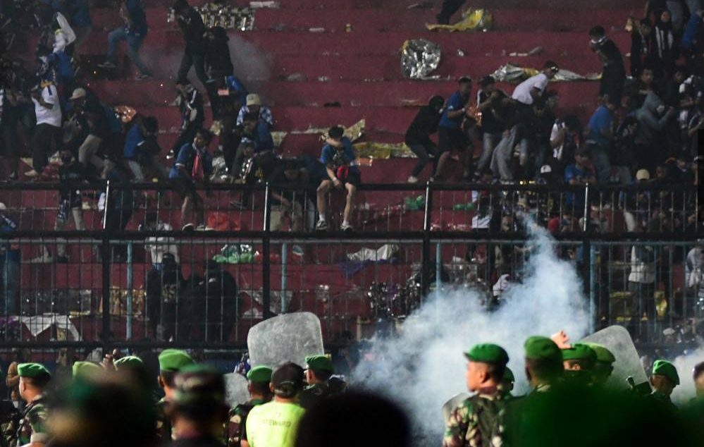 Three Dead, Dozens Injured in Stampede at Algerian Football Match