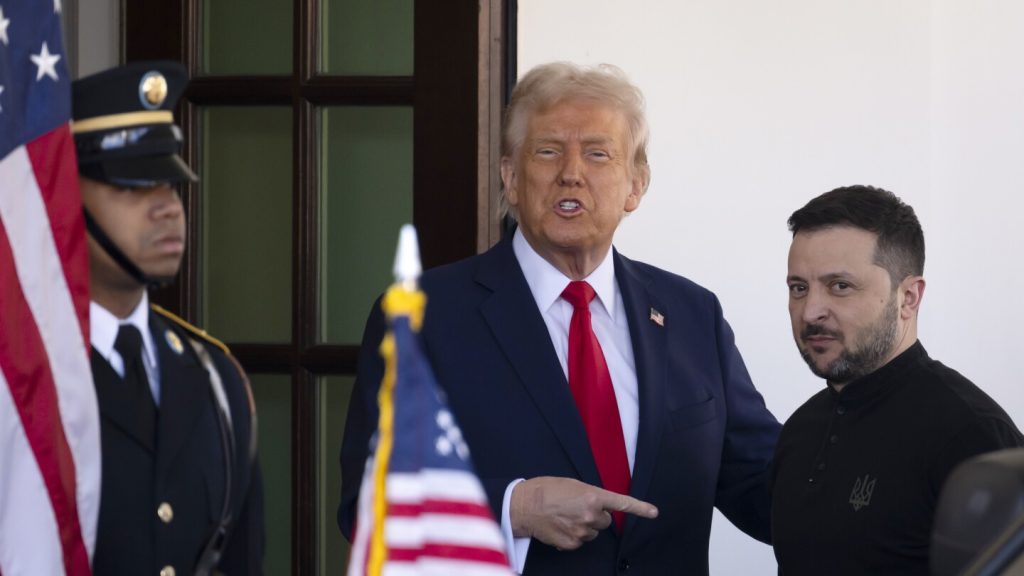 Trump Suggests Zelensky Won't Last Long Without Ceasefire Deal