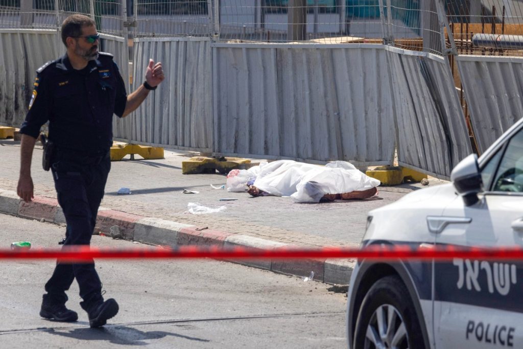 Two Eritreans Killed in Tel Aviv Street Brawl— Police Reports