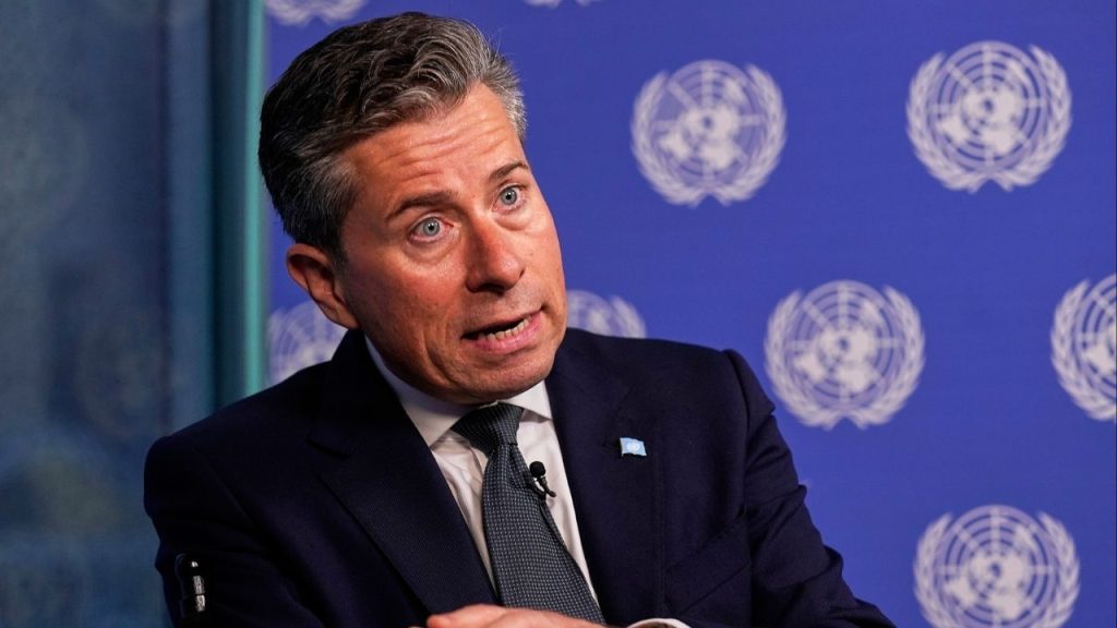 UN Rush Gaza Aid After Israeli Pause