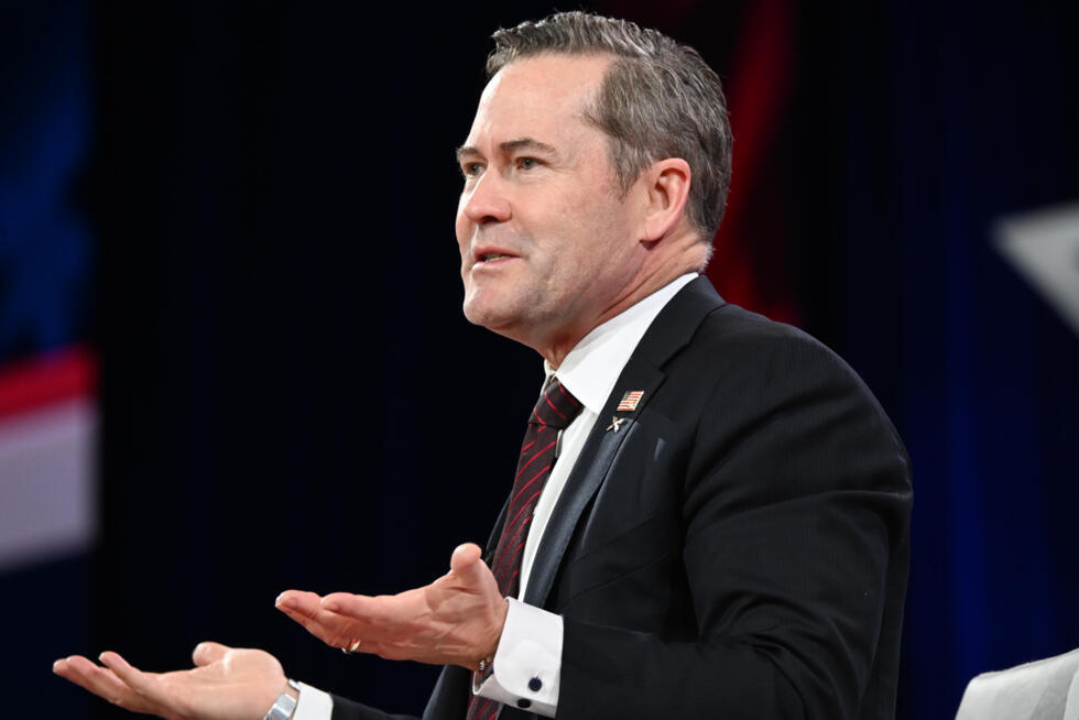 US Republicans Suggest Zelensky May Need to Step Down for Peace Deal