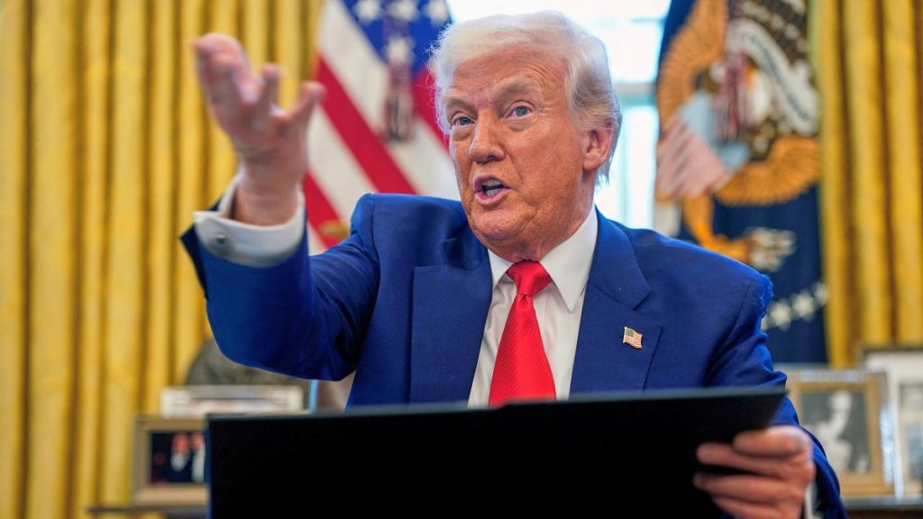 US Senators Urge Insider Trading Probe into Trump’s Tariff Reversal.