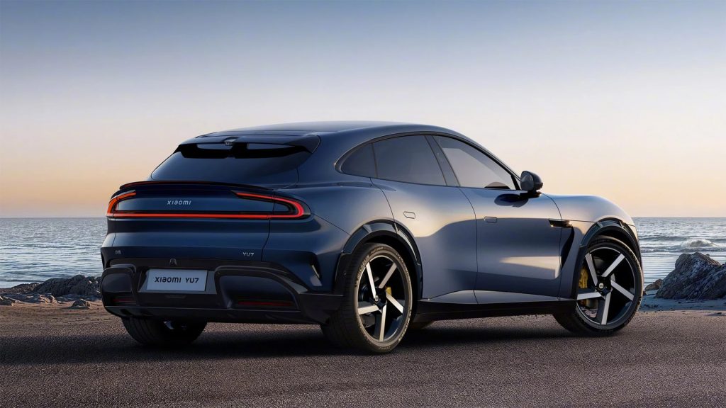 Xiaomi Receives 300,000 SUV Pre-Orders in Minutes