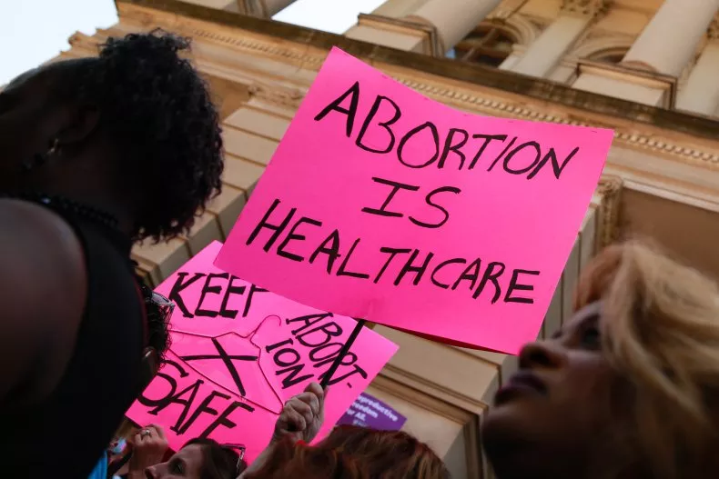 Brain-Dead US Woman Kept Alive for Birth Due to Abortion Law